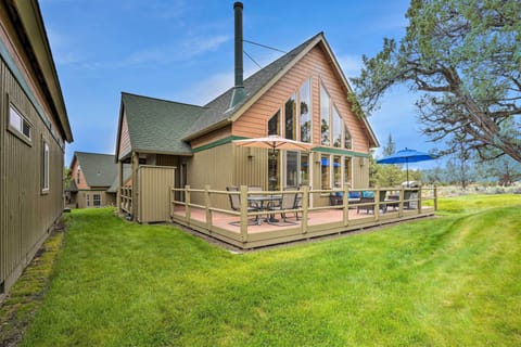 Redmond Vacation Rental | 3BR | 2BA | Stairs Required | 1,386 Sq Ft