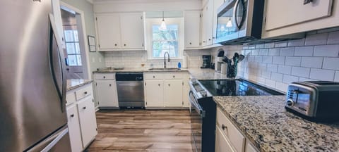 Can you really have "too many cooks in the kitchen"?