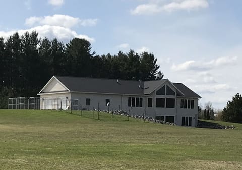 Hawks View Main House
