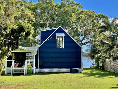 Hamptons-style Settler’s Cottage