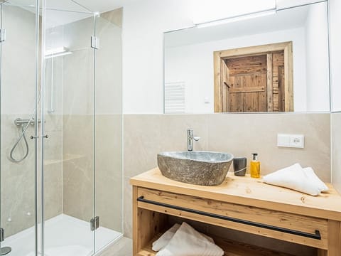 Chalet-apartment Aberg - Christernhof Farm Stay in Salzburgerland