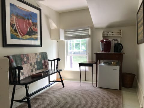 Cookie Nook between 2 bedrooms