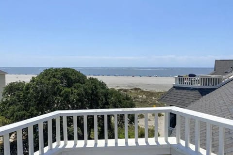 Port O Call C302, Isle of Palms (1)