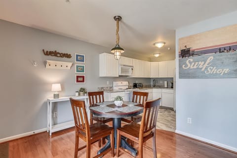 Main Level,Dining Area,