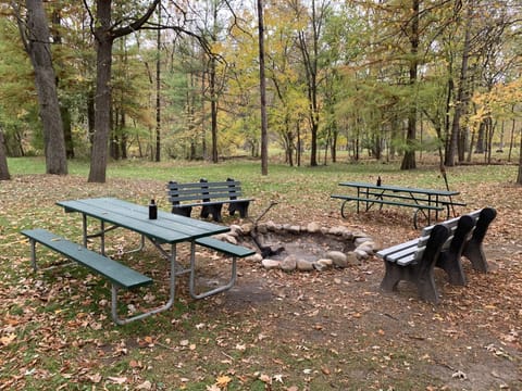 the higgins lodge fire ring