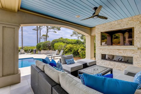 24 Sandhill Crane - 1st Floor Oceanfront Porch