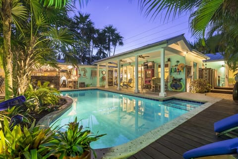 Welcome to Barefoot Bungalow