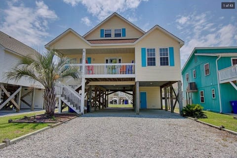 Pool was added after pic.