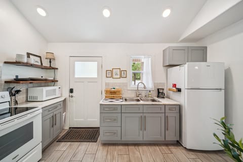 Cook, snack, sip, repeat