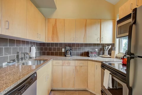 E Little Cottonwood Canyon Road MLS-22