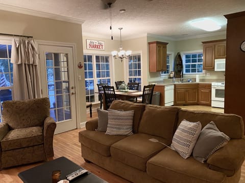 Living area 1st floor