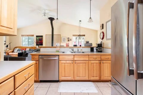 Stay in and make a meal using this well-appointed kitchen!