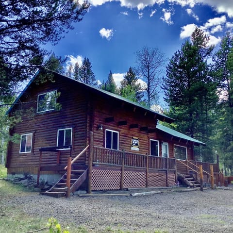 Mighty Moose Log Cabin
