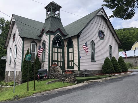 HEAVENLY GETAWAY SUMMER OR WINTER THE PERFECT GETAWAY