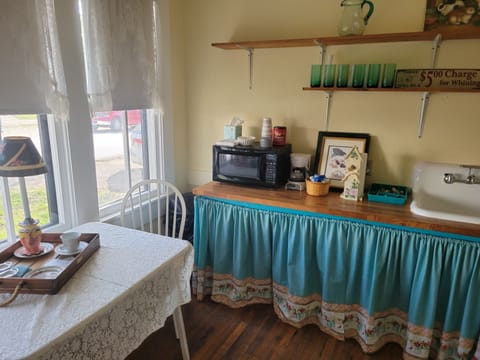 Kitchenette- second view 