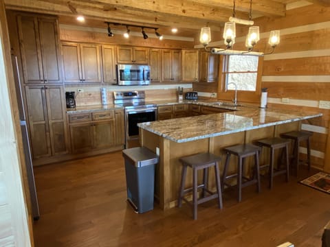 Beautiful custom kitchen 