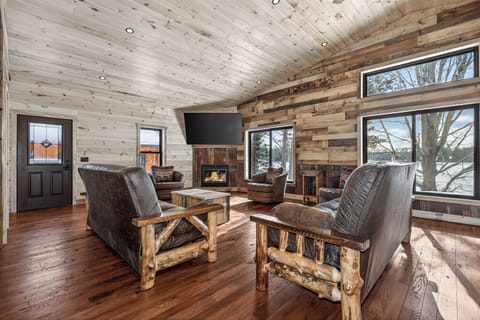 Luxuy meets rustic Northwoods charm at Birchwood Resort.
