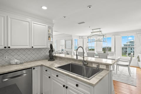 Third Floor: Kitchen