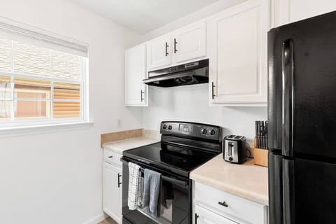 We also offer toaster, culinary knifes, mixing bowls, cutting boards, and more!