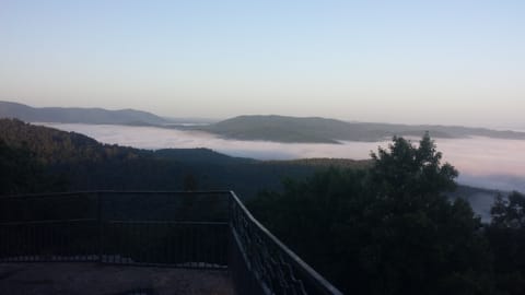 Jump Off Rock, an easy 10 minute drive from the cottage