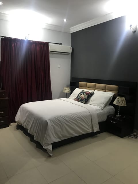 Comfortable bedroom 