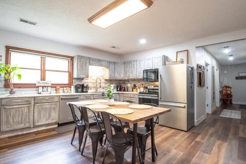 Well equipped modern kitchen