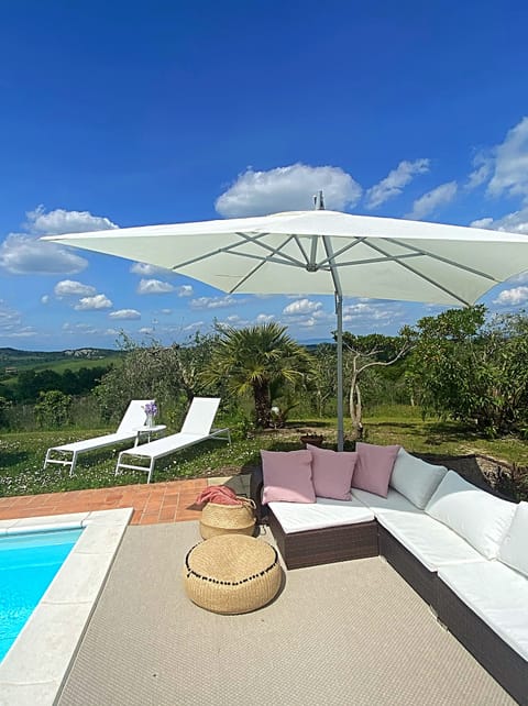 Relaxing 16 person couch at the pool Villa Casa Collina
