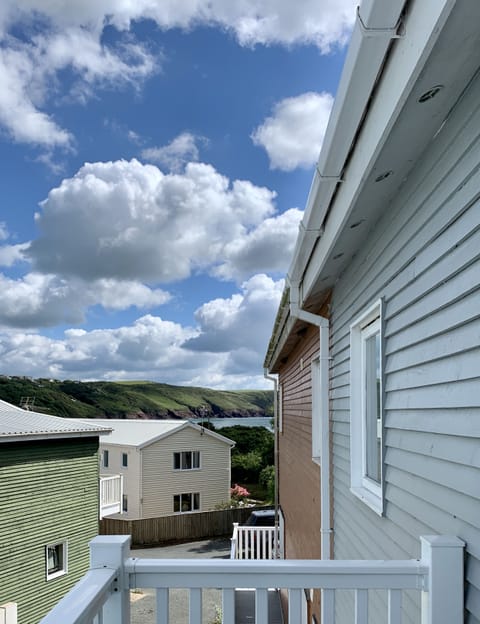 Master bed balcony - sea view