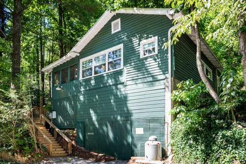 The Tree House Cottage