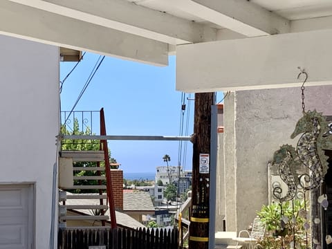 Peek of the ocean from the main window.