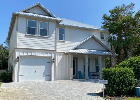 2020 New Construction, parking for 4 cars.