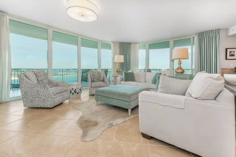 Caribe Resort C702 Living Room
