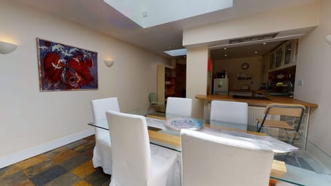 Princes Street 05202020 214102