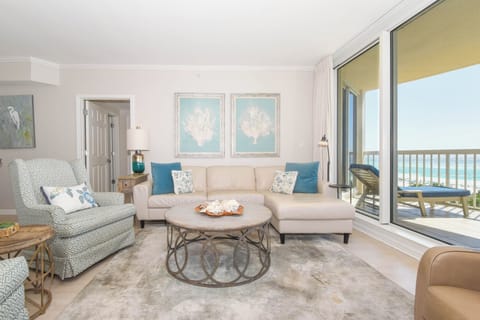 Silver Shells St. Maarten 507 - Living Area