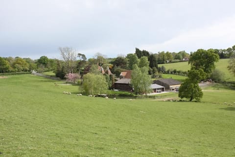 1 Weaver's Cottage is located at Frame Farm
