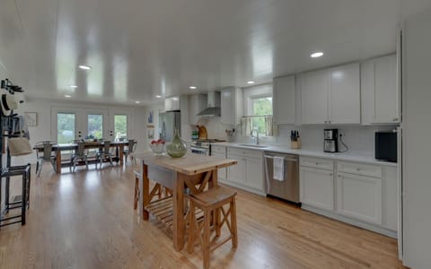 Kitchen fully stocked with all cooking essentials.