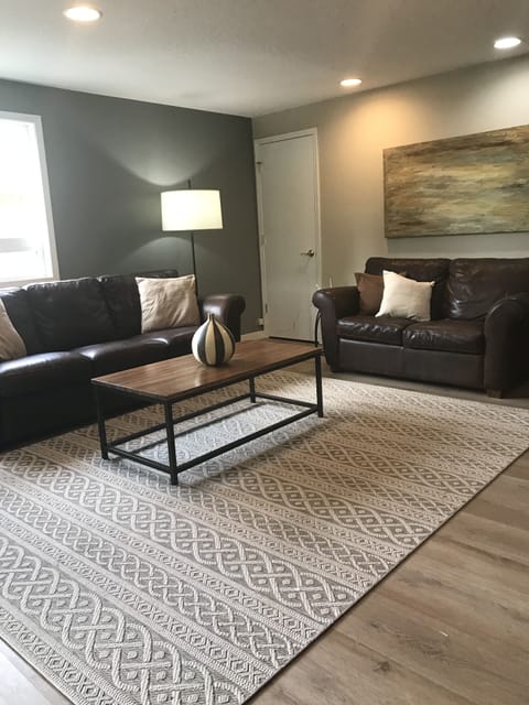 Living room for you (private), game closet