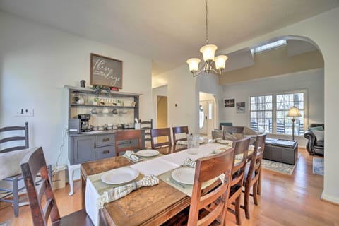 Dining Area | Dishware & Flatware