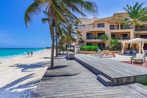 Take a walk or jog along the Caribbean sea.