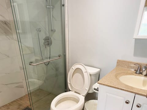 Master Suite Bathroom