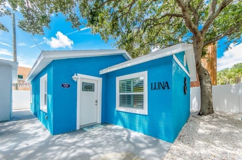 Luna Cottage