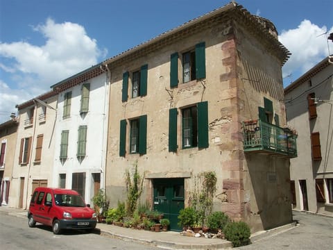 Acanthus Holiday Home, Saint-Chinian