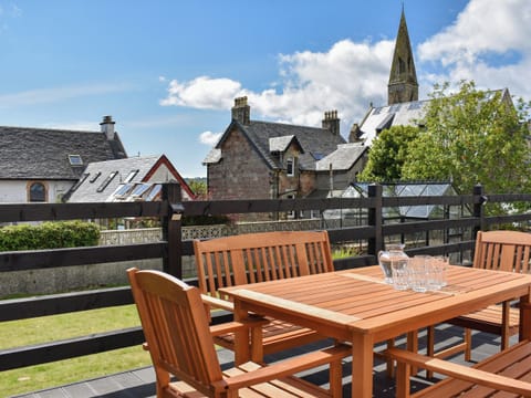 Sitting-out-area | Anchorage Cottage, Lamlash
