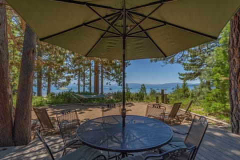 gazebo on the lake