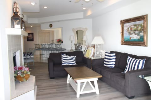 Living Room with Large Screen TV (1)
