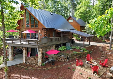 Welcome to Oddrock Cabin. 