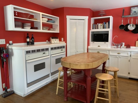 Boos Block Island and corner pantry