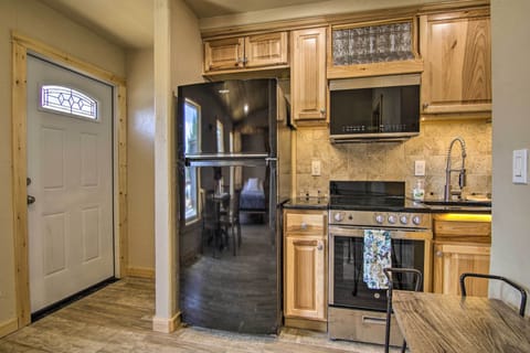 Kitchen | Fully Equipped