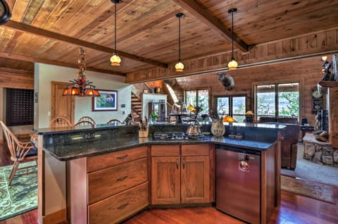 Room, Indoors, Kitchen Island, Hardwood, Kitchen