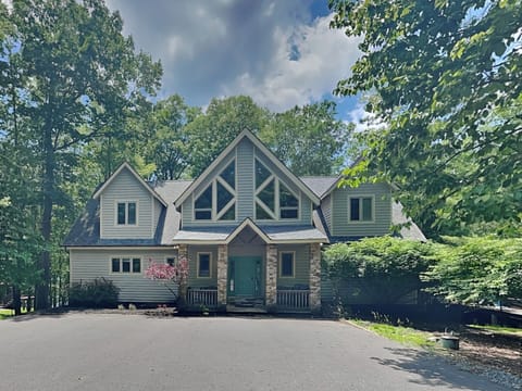 Welcome to Lake Dreaming!